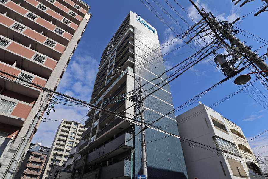 プレサンス久屋大通公園セラフィの外観（南西側から）