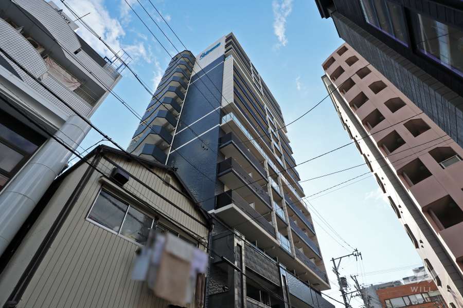 プレサンス久屋大通公園セラフィの外観（北西側から）