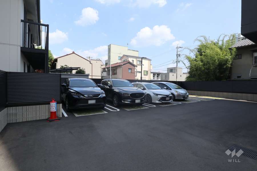敷地内駐車場（屋外平面式）