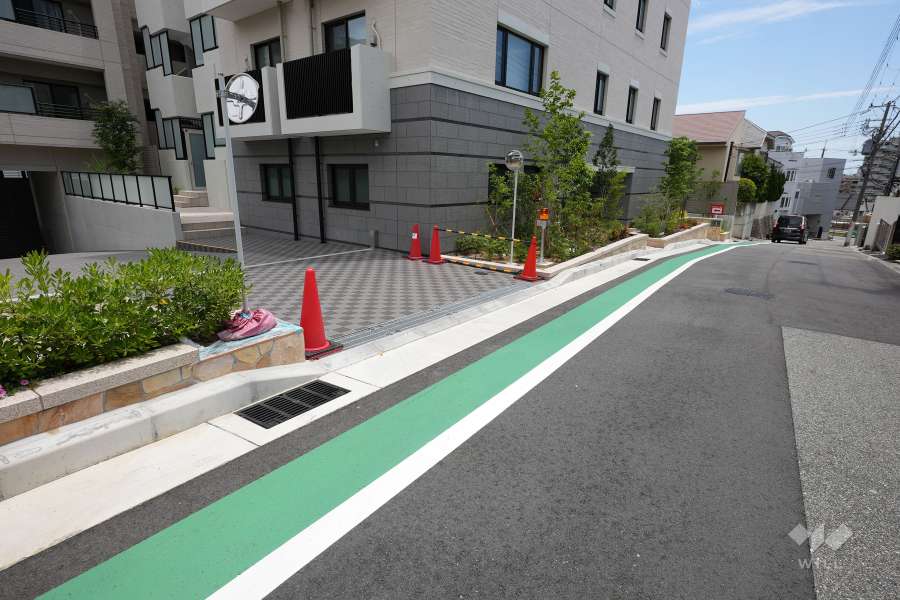 駐車場の出入口