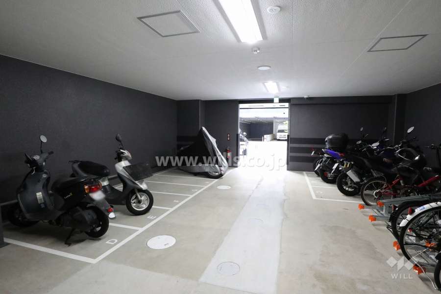 バイク置場