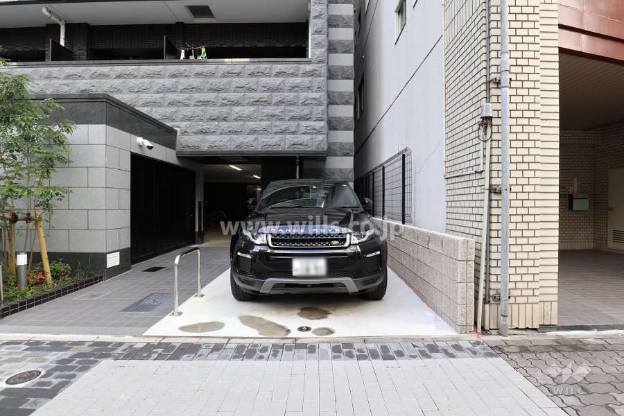 敷地内駐車場（屋外平面式）