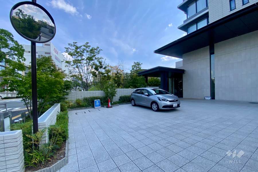 敷地内駐車場（屋外平面式）　　