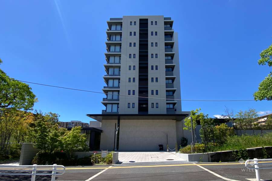 ブランズ北千里の外観（東側から）