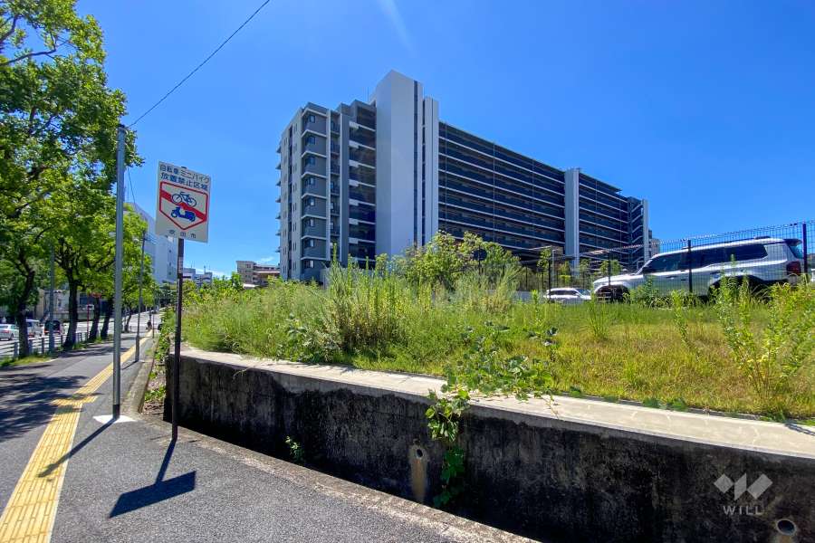 ブランズ北千里の外観（北東側から）