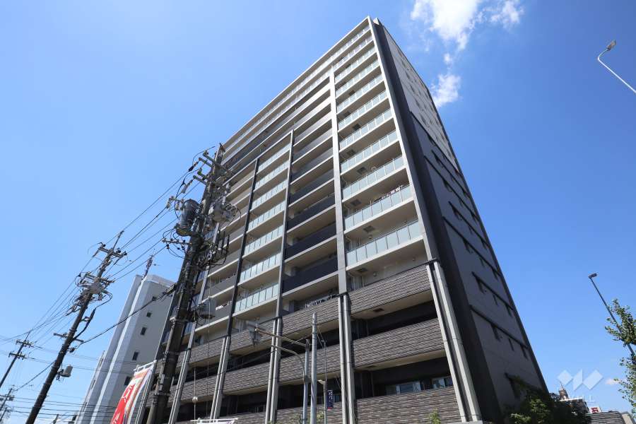 プレサンスロジェ瑞穂ガーデンの外観（南東側から）