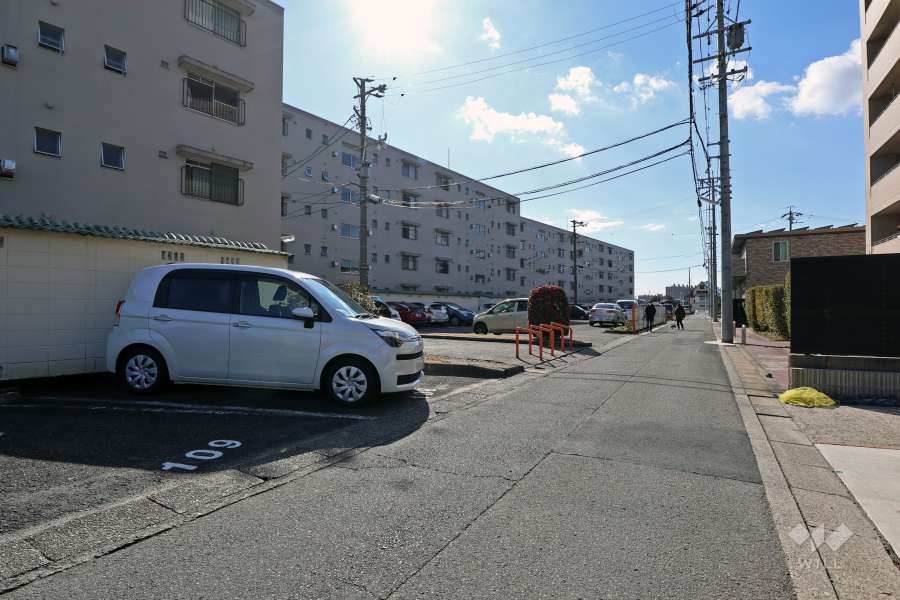 9号棟敷地北側前面道路