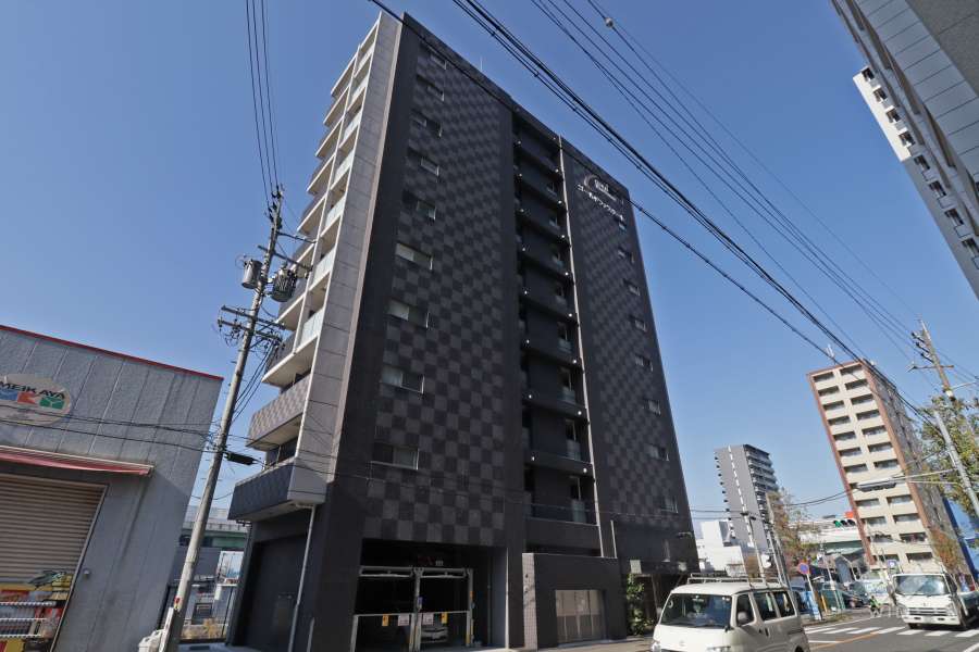 ファステート名古屋ラプソディの外観（南東側から）