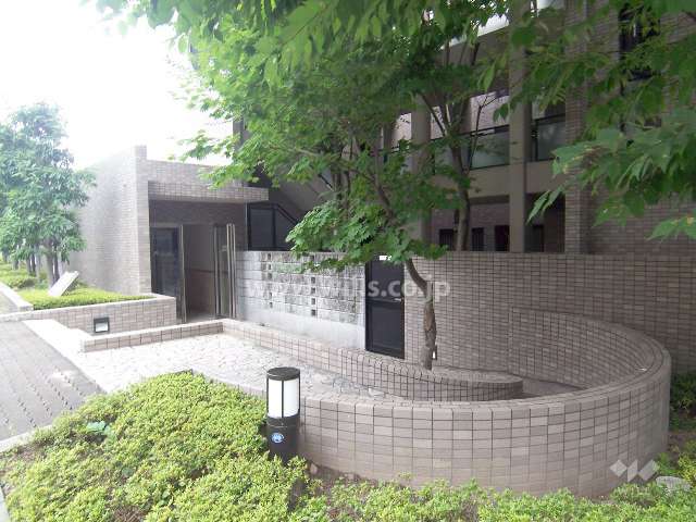 エントランス周辺