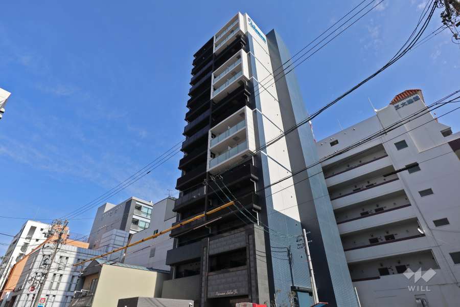プレサンス栄フェルの外観（南西側から）