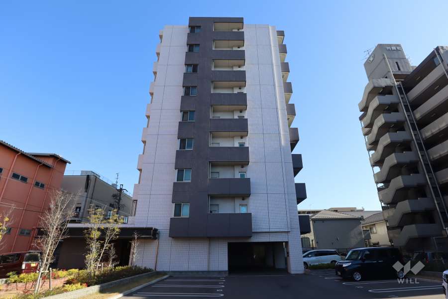 カルティアあおなみの外観（西側から）