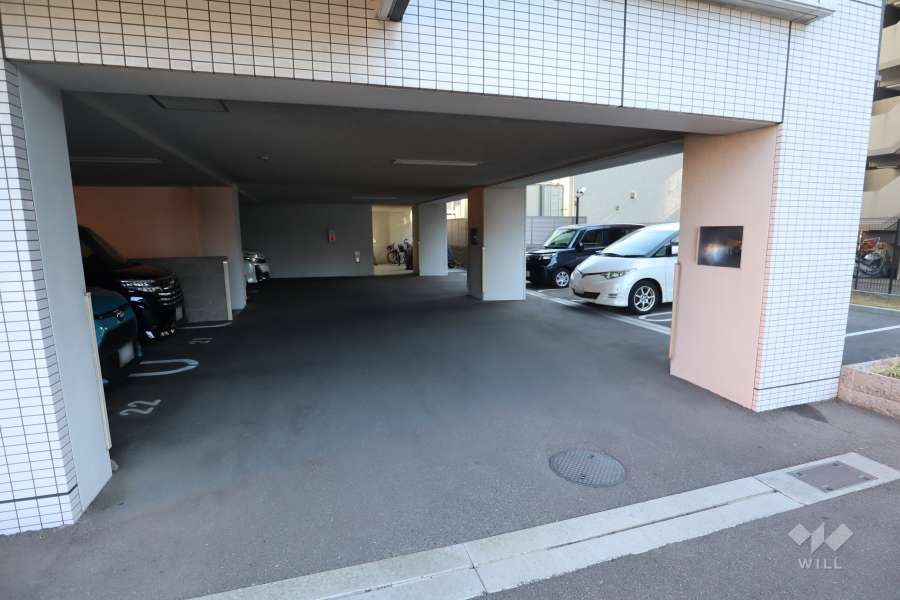 敷地内駐車場（屋内平面式）