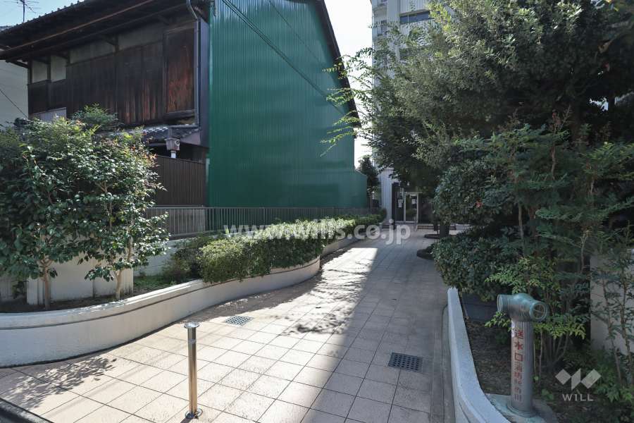 エントランスアプローチ