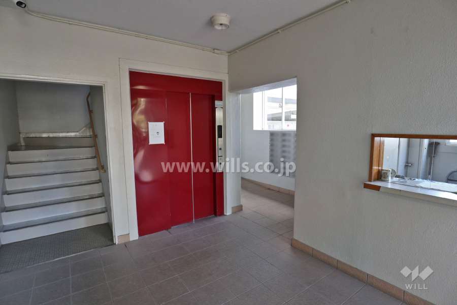 エントランスホール