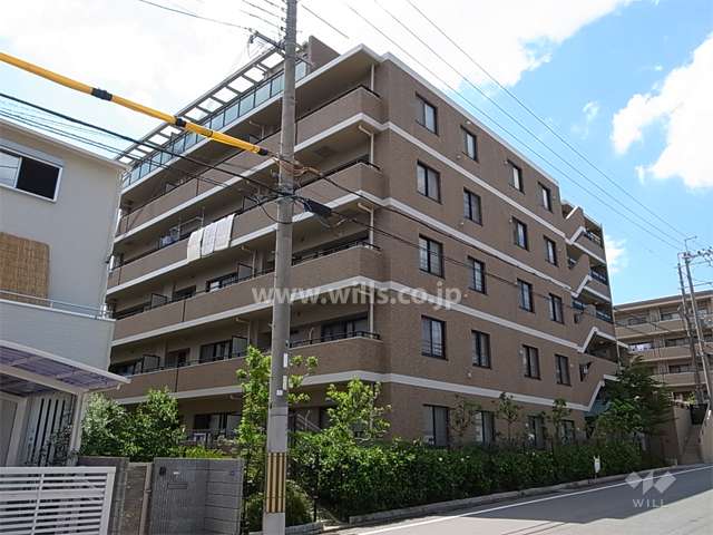 ステイツ千里山東プロムナードデュオの外観（南東側から）