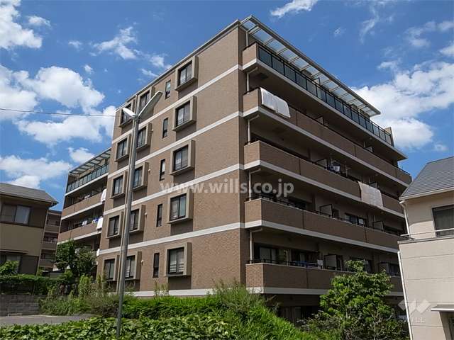 ステイツ千里山東プロムナードデュオの外観（南側から）
