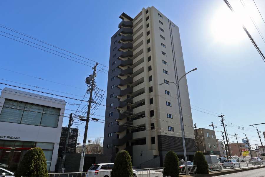 サンクレーア岩塚南の外観（北側から）