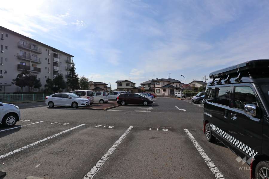 敷地内駐車場（屋外平面式）