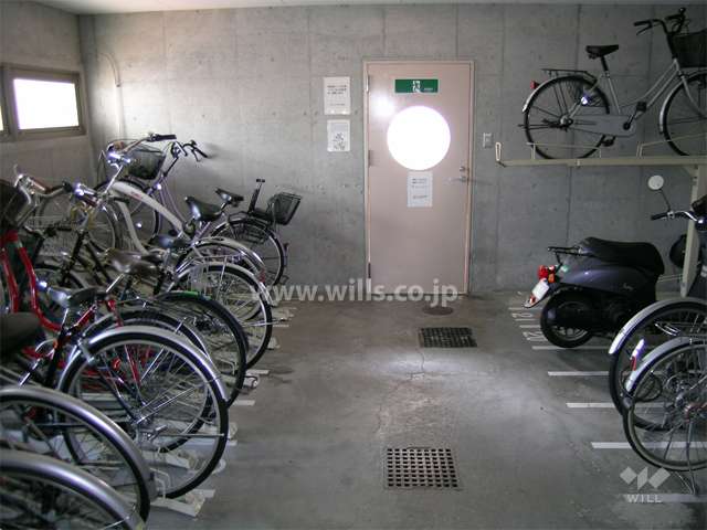 エントランスにある宅配ボックス