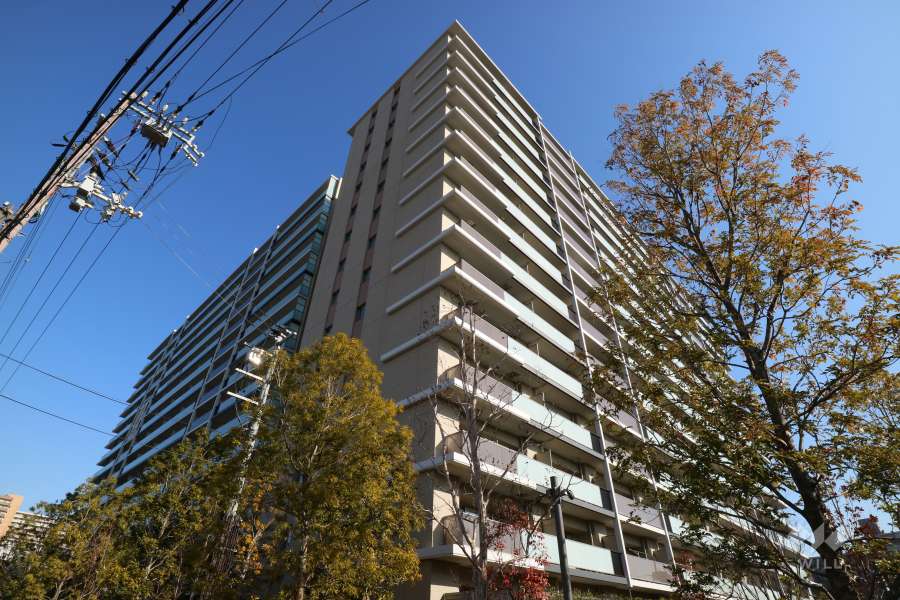 クラッシィハウス尼崎 GRAND PLACEの外観（南西側から）