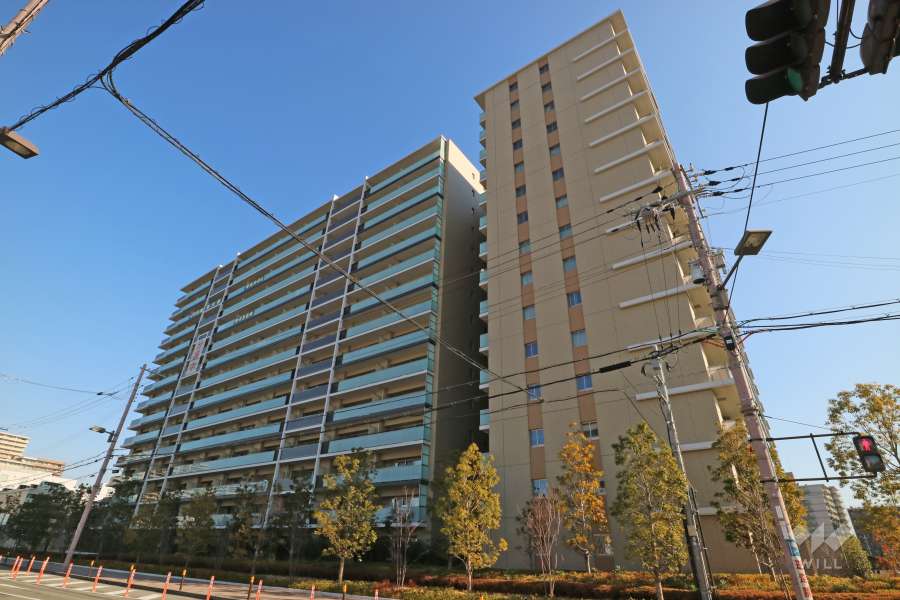 クラッシィハウス尼崎 GRAND PLACEの外観（南西側から）