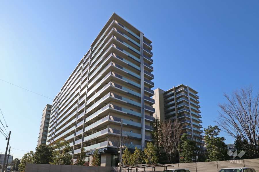 クラッシィハウス尼崎 GRAND PLACEの外観（南東側から）