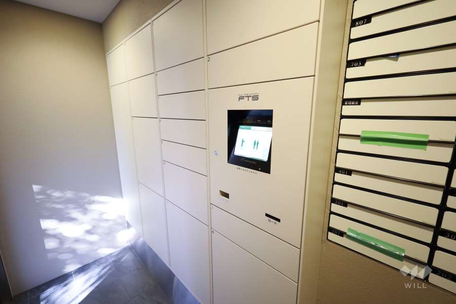 共用ポストと宅配ボックス