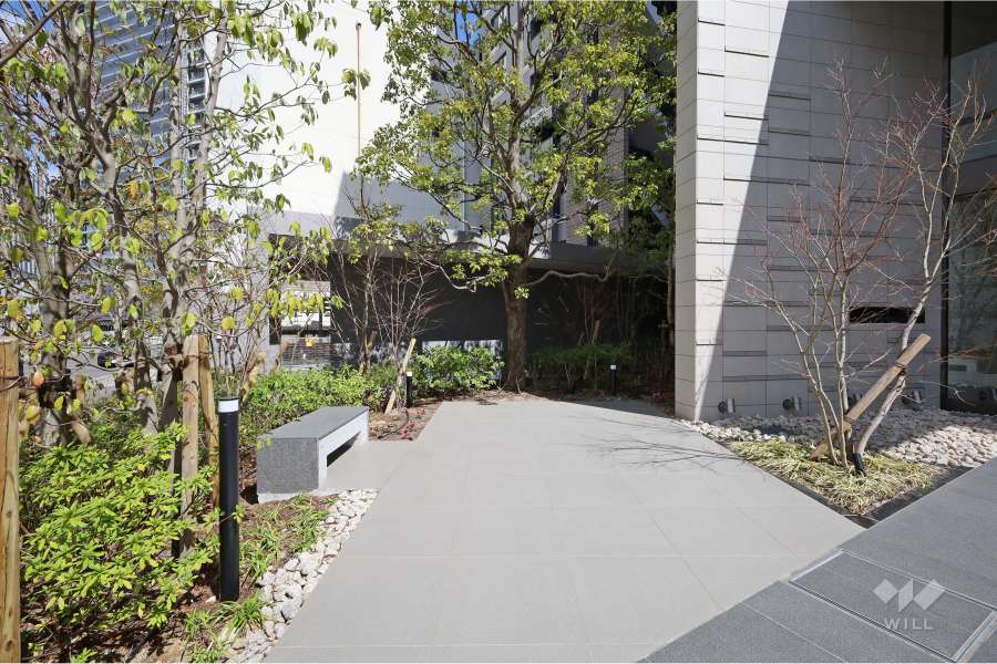 エントランス前のスペース