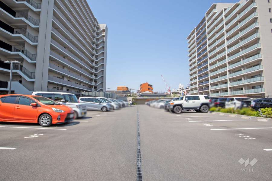 敷地内駐車場(屋外平面式)