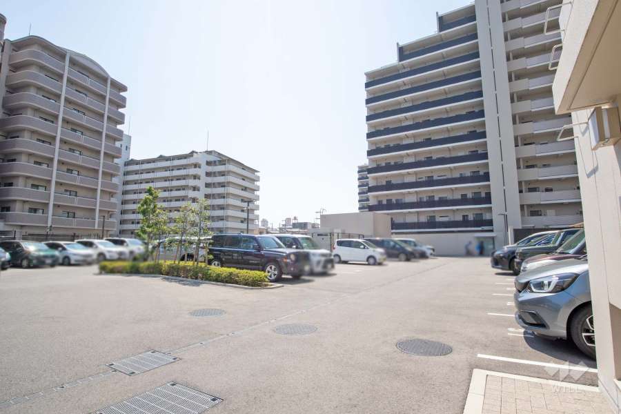 敷地内駐車場(屋外平面式)