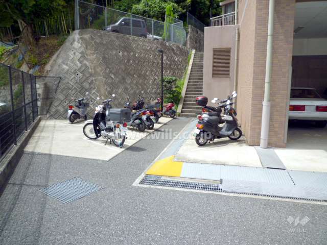 バイク置き場