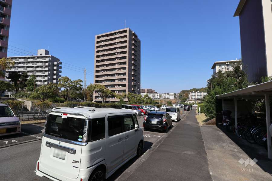 敷地内駐車場（屋外平面式）