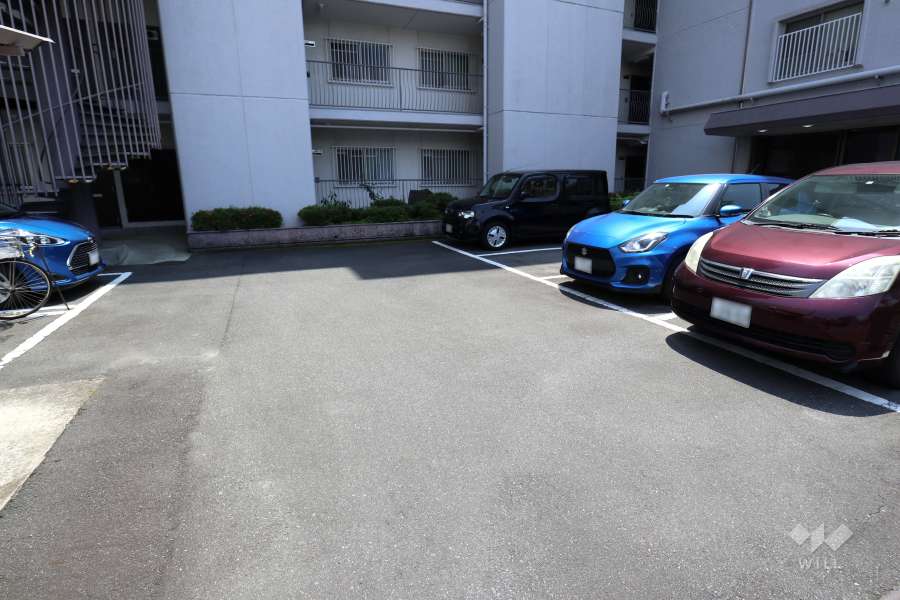 敷地内駐車場（屋外平面式）