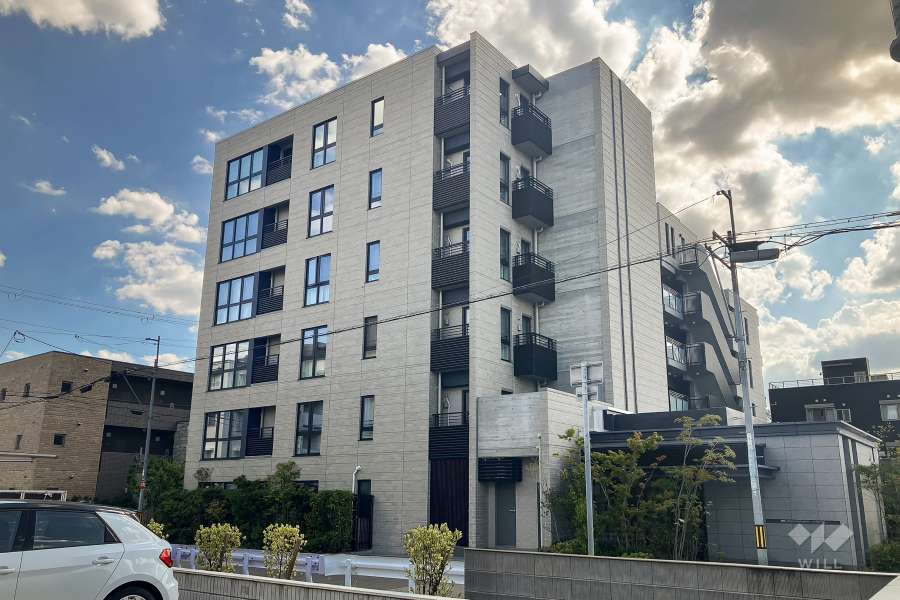 プラウド西宮北口の外観（北東側から）