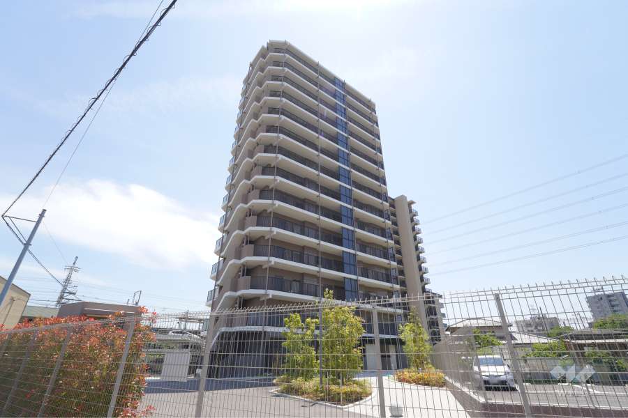 マンションの外観(北側から)