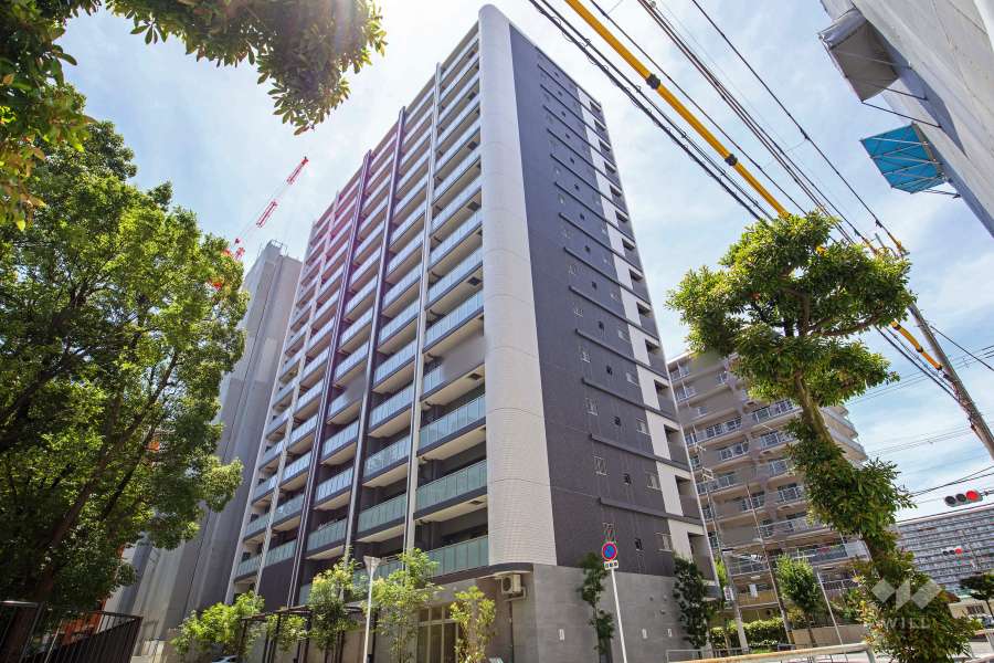 ラシュレ新大阪の外観（北東側から）