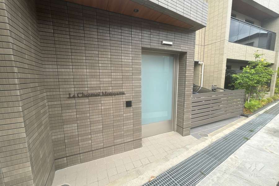 駐輪場の出入口