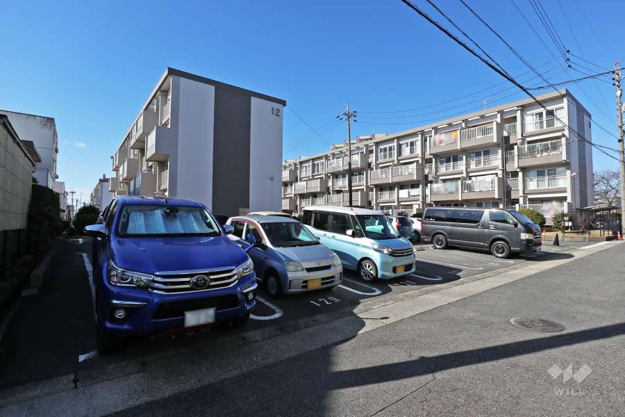 敷地内駐車場（屋外平面式）
