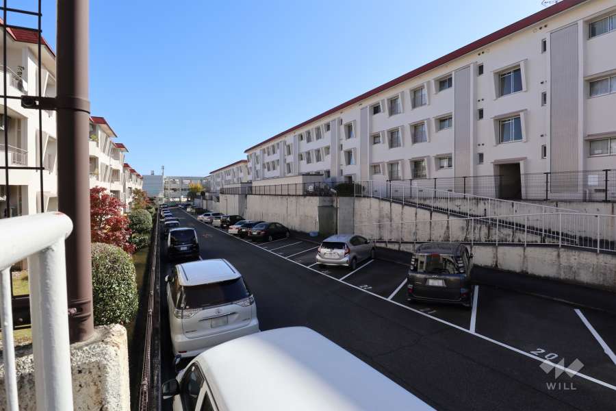 敷地内駐車場（屋外平面式）