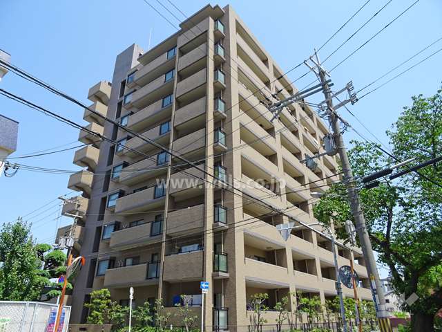 ステイツ吹田パークステージの外観（南西側から）