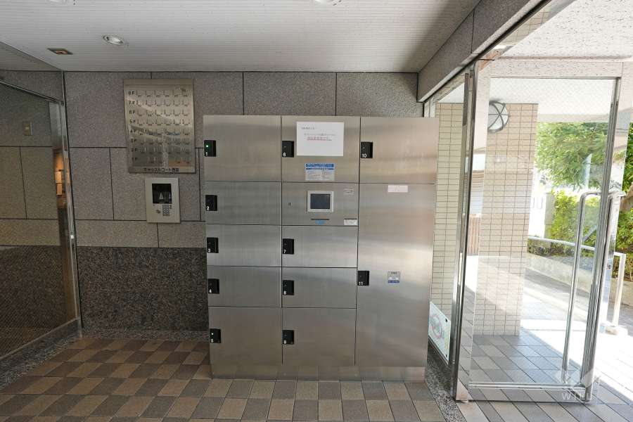 宅配ボックス