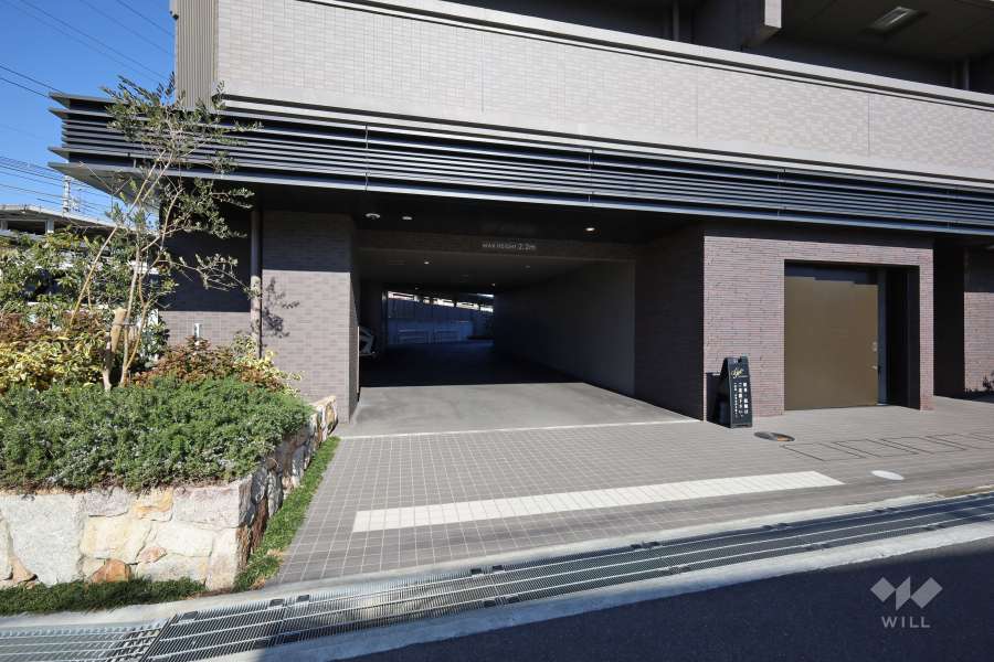 駐車場の出入口