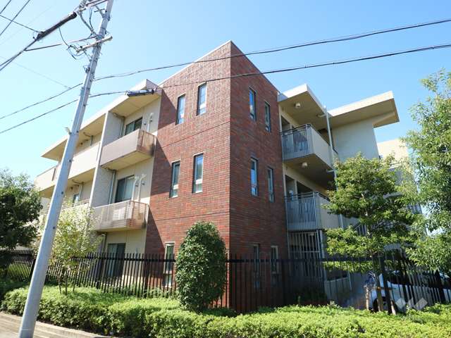 ザ・コート東山元町サウスコートの外観（北東側から）
