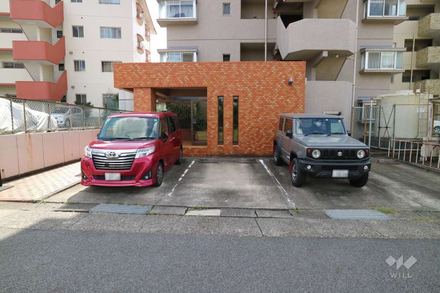 敷地内駐車場（屋外平面式）