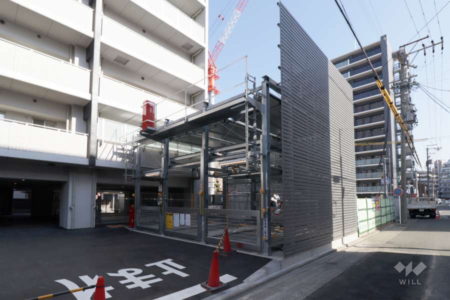 駐車場出入り口・敷地内駐車場（屋外機械式）