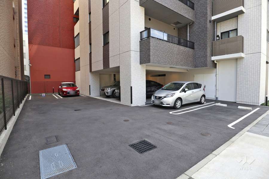 敷地内駐車場（屋外平面式）
