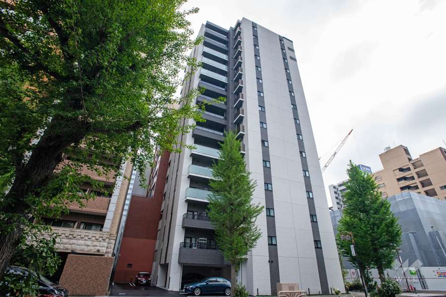 オープンレジデンシアザ・ミッドマークの外観（北東側から）