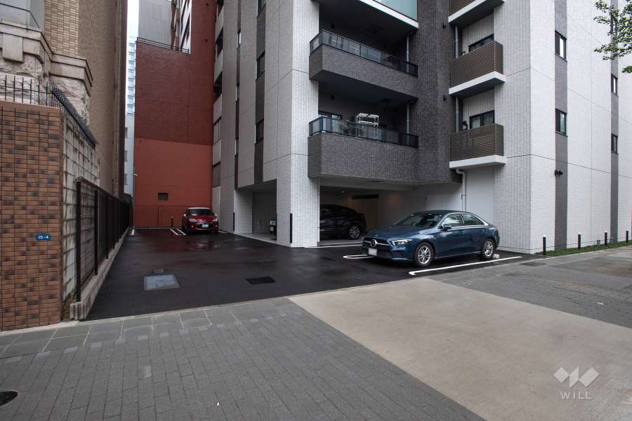 敷地内駐車場（屋外平面式）