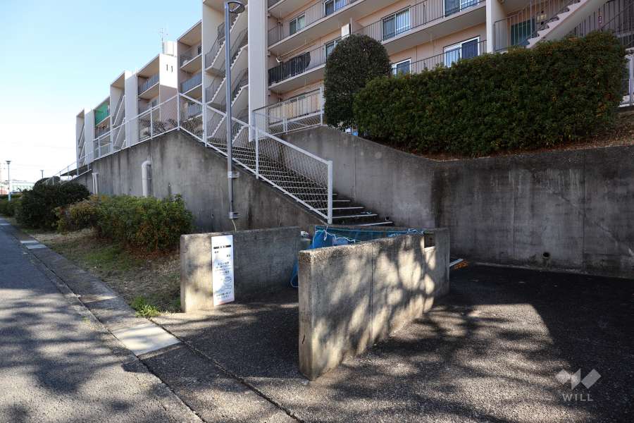 ゴミ置き場