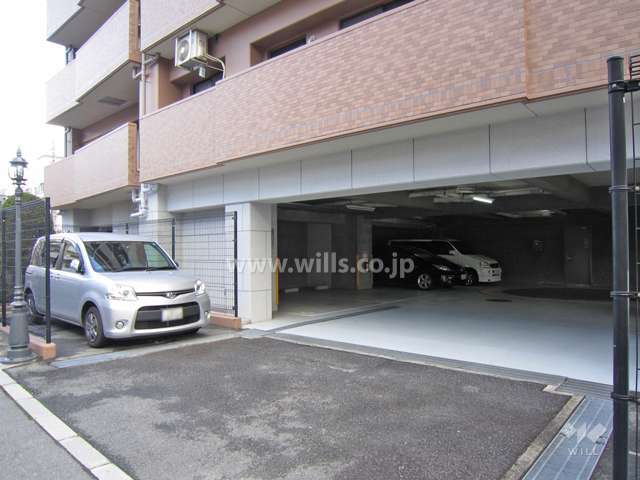 敷地内駐車場（屋内機械式、屋外機械式）